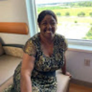 Meet your Posher, Devonne